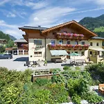 Haarlehenhof Farm stay Grossarl